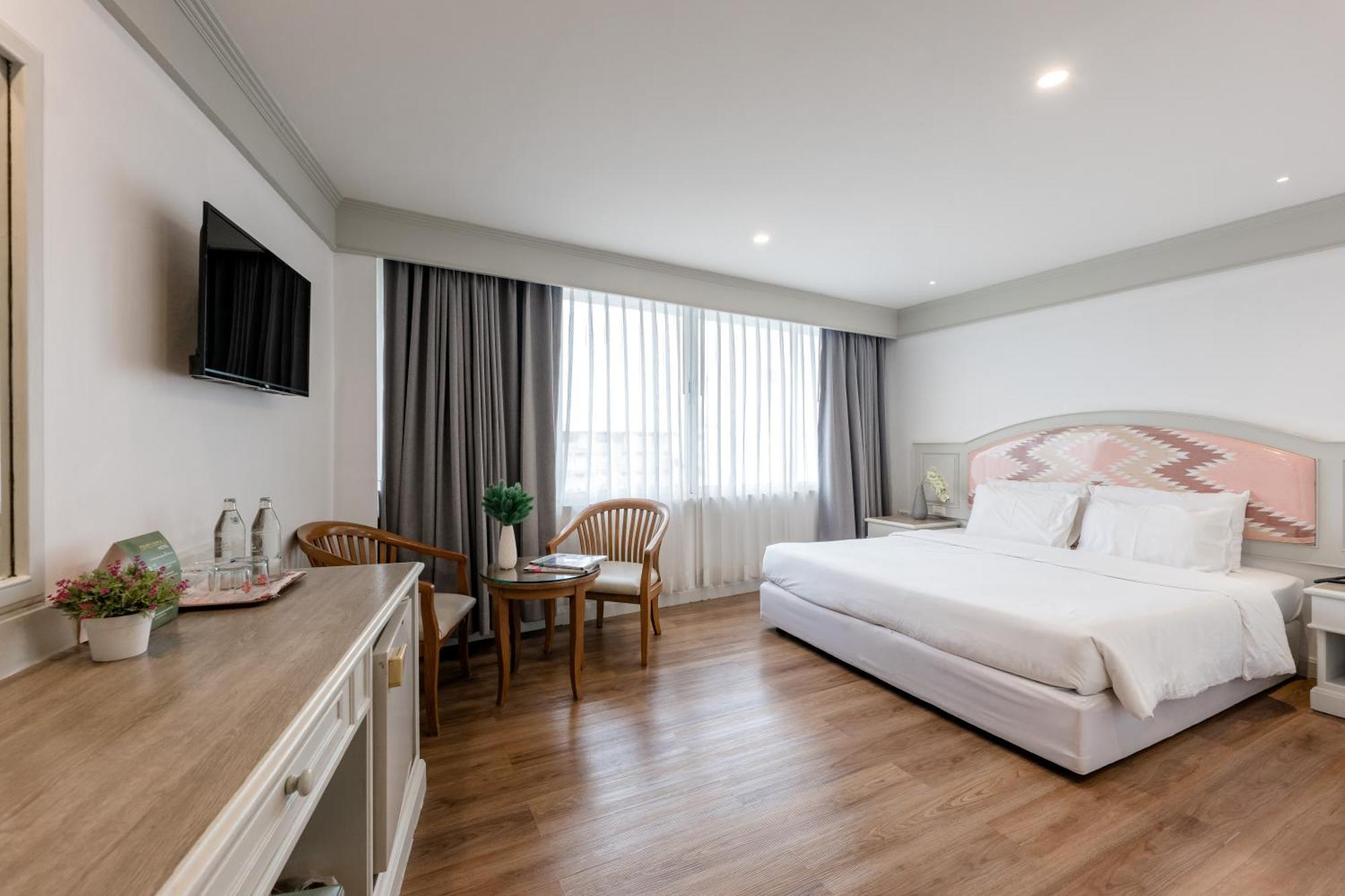 Dhevaraj Hotel Nan Kültér fotó
